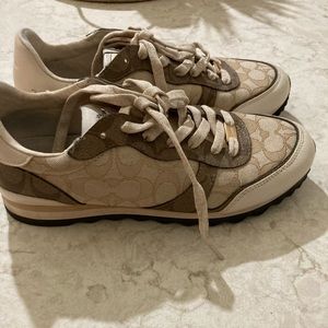 Super cute like new.